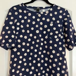 St. John short sleeve crewneck  navy blue tee with polka dots size P
